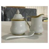 Porcelain Cream / Sugar Set