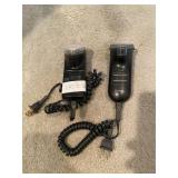 2 Electric Razors