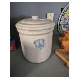 UHL 1 Gallon Pottery Crock & Lid