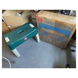 Box Fant & Plastic Stool