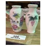 Vintage Chinese Porcelain 2 Piece Bud Vase