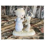 Enesco Precious Moments Figurine