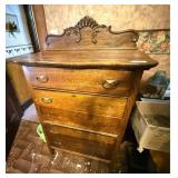 Antique 5-Drawer Chest