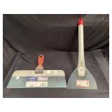 2- Taping Knives