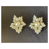 Vintae Pearl and Austrian Crystal Vintage Earrings