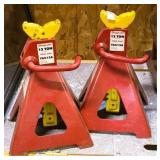 Pair of Snap-On 12 Ton Vehicle Stands