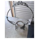 Vintage Metal Dï¿½cor Bowl Stand