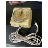 Vintage GE Clock