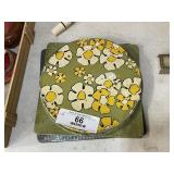 4 Vintage Hot Plates