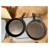 2 Cast Iron Skillets