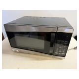 West Bend Stainless Countertop Microwave