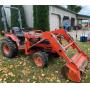 2002 Kubota B2910 with Loader (LA402)