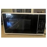 Microwave ( Like New)