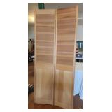 Folding Wooden Bifold Doors