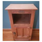 White Clad Wooden Side Stand