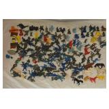 Vintage Toy Army Men and Animals