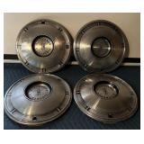 Oldsmoblie Hubcap Set