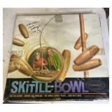 Vintage Skittle-Bowl Game