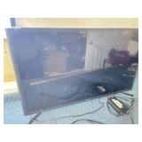 Samsung 32" TV With Remote