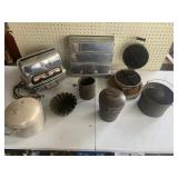 Vintage GE Toast-R-Oven & Kitchen Gadgets