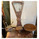 Vintage Cast Iron Scale