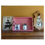 Basket and more cow-pig-chicken decorations