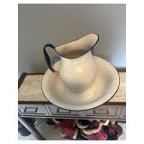 White granite, bowling pitcher