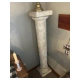 5 foot tall, lightweight pedestal