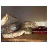 Throw pillows and big pillows