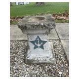 Concrete gazing ball stand - 18'.