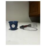 Longaberger Dish and Pastry Cutter