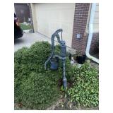 Cast iron Pitcher Pump