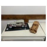 1932 Cadillac model car and a wooden model car