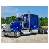 2021 Kenworth W900 Semi Truck