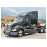 2016 Kenworth T680 Semi Truck