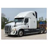 2012 Freightliner Cascadia Semi Truck