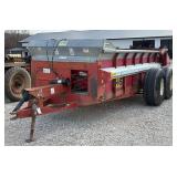H&S 370 Manure Spreader