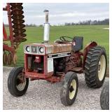 International 384 Tractor
