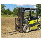 Clark C30 Fork Lift