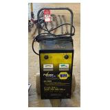 NAPA 85-7000 Battery Charger