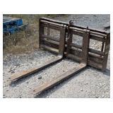 Skid Steer Mounted Pallet Forks