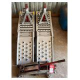 Floor Jack, Jack Stands & Automotive Jack