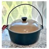 No. 8 Cast Iron Dutch Oven