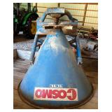 Cosmo 1010 3-Pt Broadcast Seeder