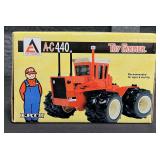 ERTL Allis-Chalmers A-C 440 Tractor