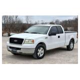 2004 Ford F-150 XLT Pick-Up Truck
