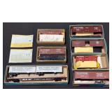 Ho Guage Southern Railway Unassembled Box Cars