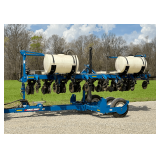2022/2023 Kinze 3505 8R30 Planter-LIKE NEW