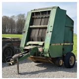 John Deere 435 Round Hay Baler