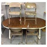 Country Style Metal Base Table & Chairs